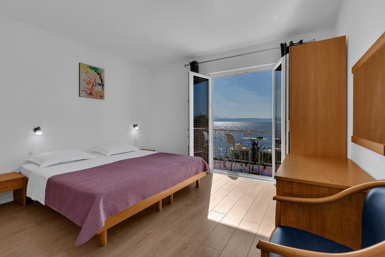 Apartments By The Sea Podgora, Makarska - 2596 Exterior foto